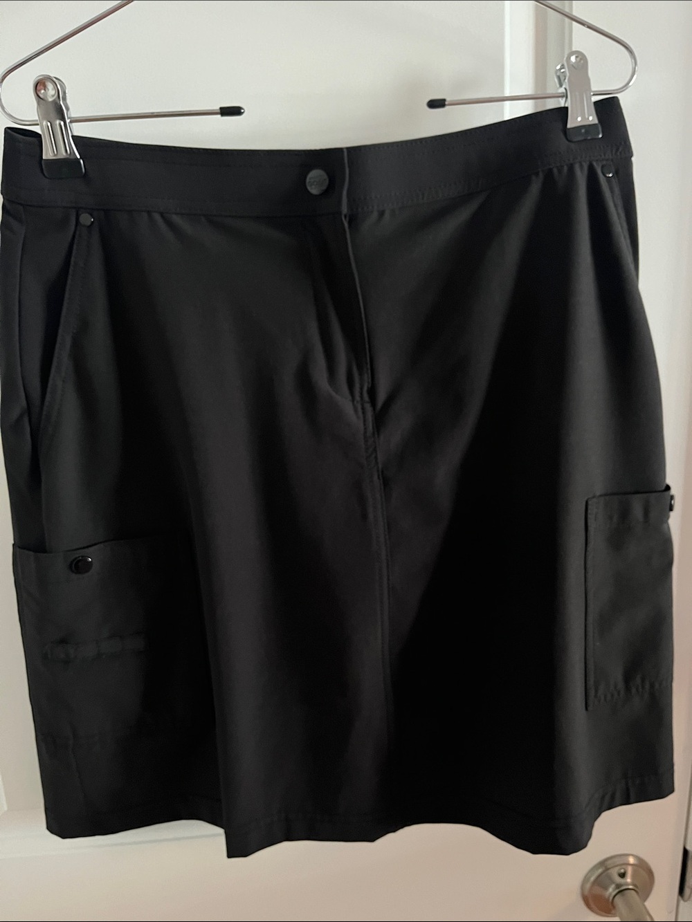Chico's Black Cargo Skort